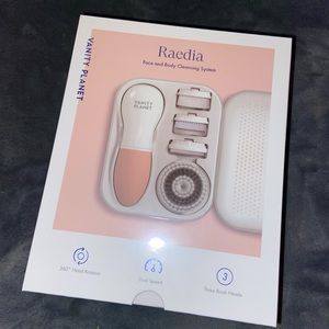 Vanity planet brush face cleaner